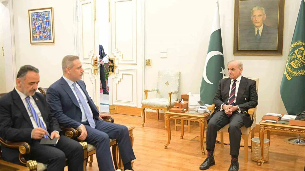 The New Arab: ABD-İsrail savaşını Türkiye, Pakistan ve Mısır mı durduracak?