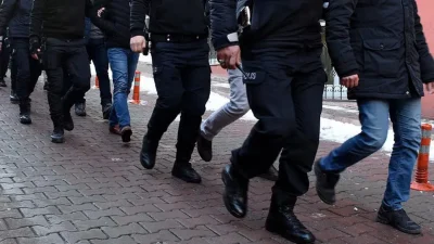 Kocaeli’nin İzmit ilçesinde bir eğlence mekanını hedef alan ve 3