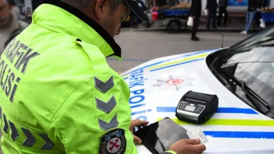 Yozgat’ın üç farklı ilçesinde jandarma ekiplerinin dur ihtarına uymayarak kaçmaya
