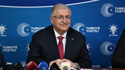 Milli Savunma Bakanı Yaşar Güler, Muş’ta gerçekleştirdiği ziyaret sırasında bölgedeki