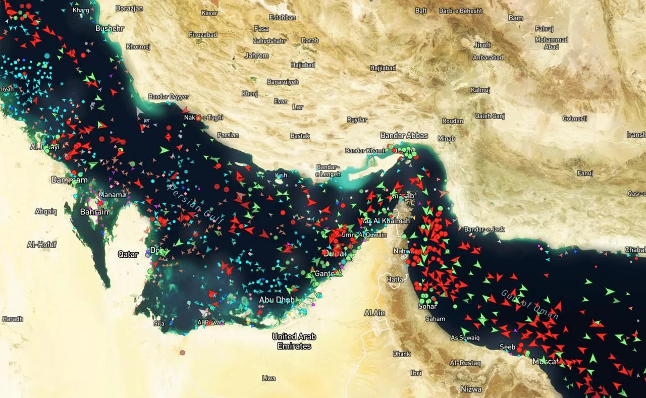 Middle East Monitor: Hürmüz, ABD'nin küresel egemenliğinin kırılma noktası mı olacak?