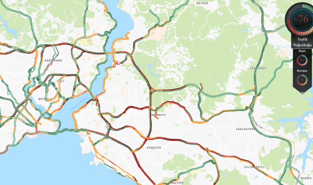 Ramazan Bayramı’nın ilk gününde yağışlı havaya teslim olan İstanbul’da trafik