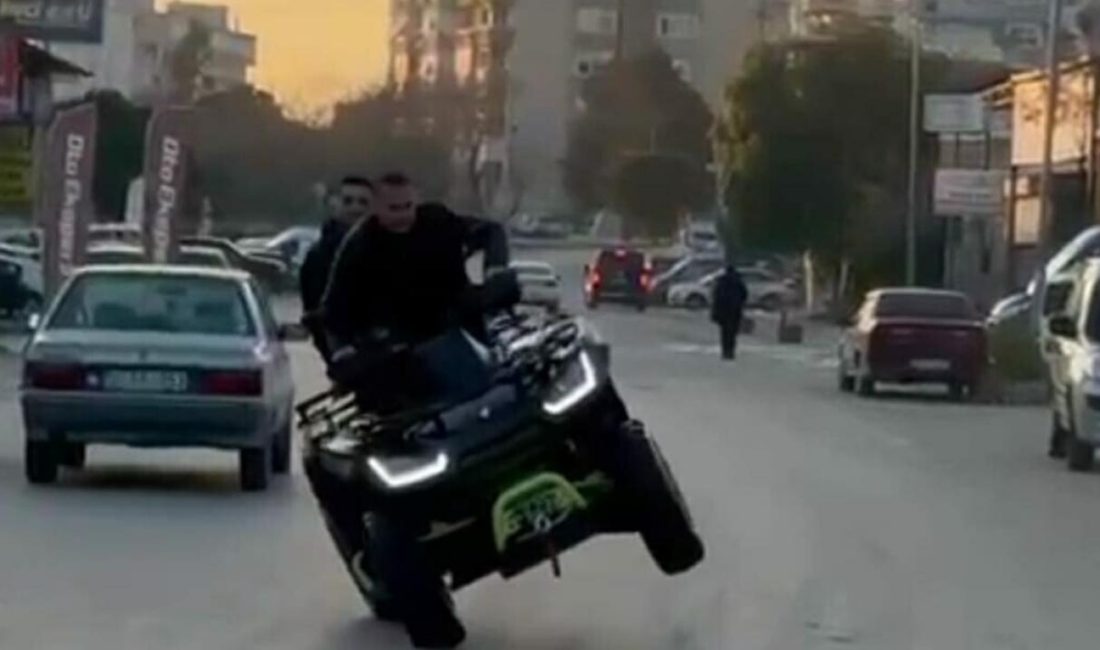 İzmir’in Bornova ilçesinde ATV ile trafiği birbirine katan sürücünün drift