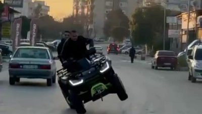 İzmir’in Bornova ilçesinde ATV ile trafikte drift yaparak hem kendi