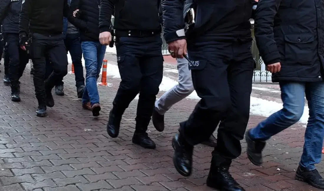 Ankara Emniyet Müdürlüğü ekiplerinin zehir tacirlerine yönelik gerçekleştirdiği nefes kesen