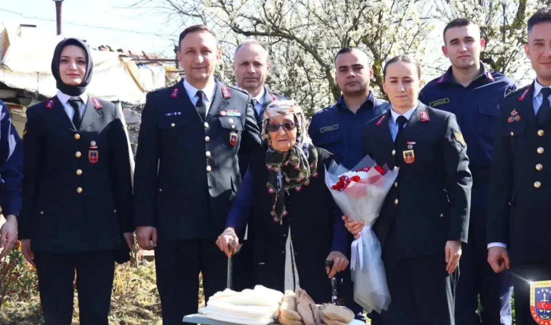 Giresunlu Emine Teyze ve Balıkesirli Pakize Teyze’nin jandarma personeli için