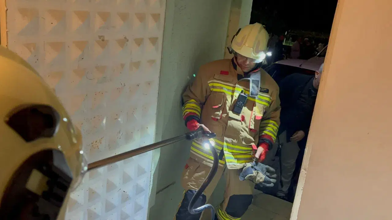 Hatay’ın İskenderun ilçesinde huzur dolu bir ibadet alanına giren davetsiz