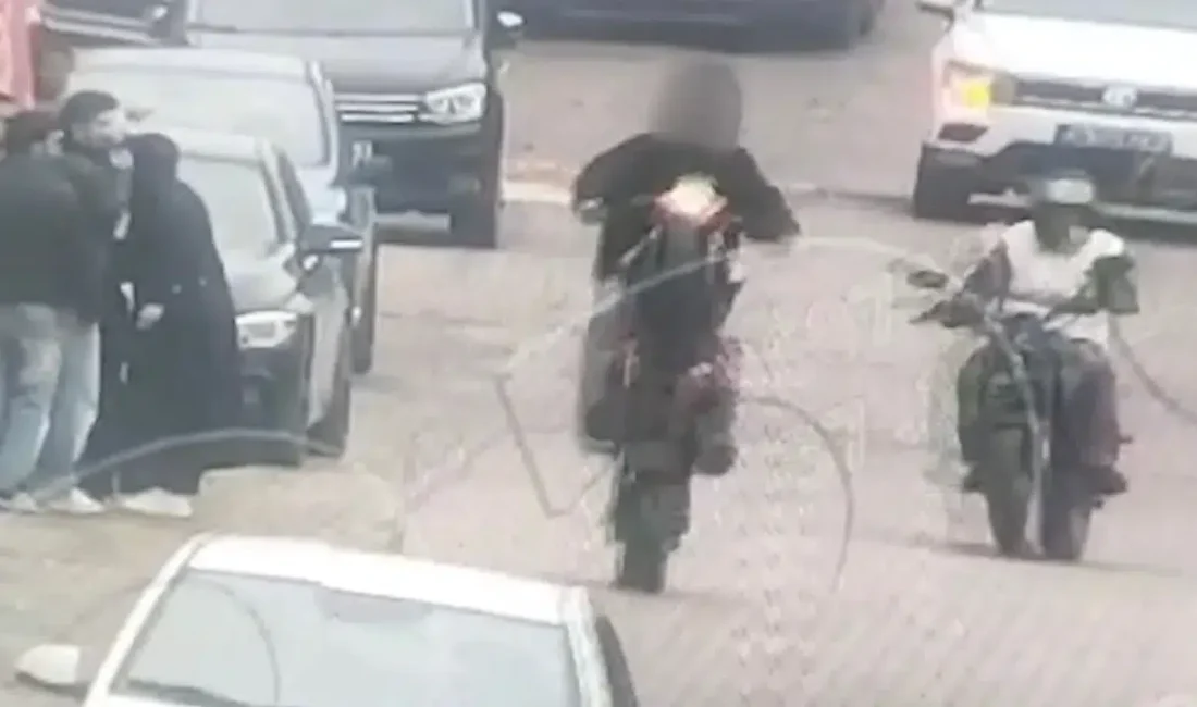 Kastamonu’nun Cide ilçesinde motosikletiyle tek teker üzerinde tehlikeli hareketler yaparak