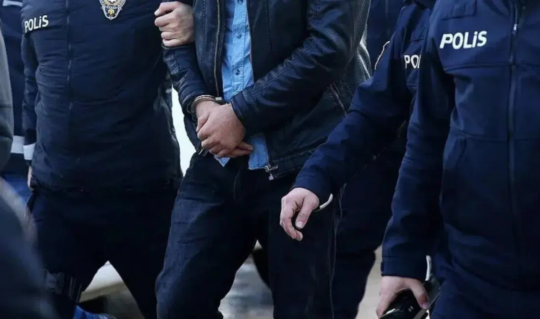 Muğla’nın dünyaca ünlü turizm merkezi Marmaris’te bir restorana silahlı saldırı