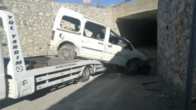 Isparta’da dehşet anları yaşandı; kontrolden çıkan hafif ticari araç tam