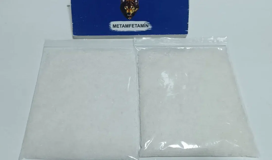 Hatay’ın İskenderun ve Kırıkhan ilçelerinde uyuşturucu satıcılarına yönelik gerçekleştirilen kapsamlı