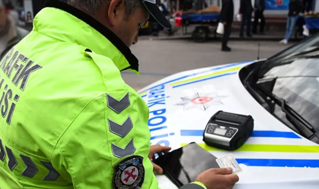 Giresun’da polisin “dur” ihtarına uymayarak kaçmaya çalışan sürücü, nefes kesen