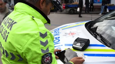 Giresun’da polisin “dur” ihtarına uymayarak kaçmaya çalışan sürücü, nefes kesen
