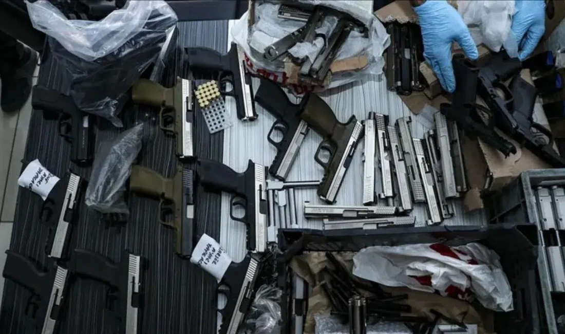 Bursa’nın Osmangazi ilçesinde sıradan bir iş yeri gibi görünen adrese