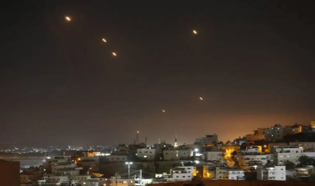 İran ve Hizbullah’ın İsrail topraklarına yönelik düzenlediği yoğun saldırılar bölgedeki