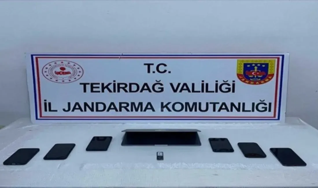 Jandarma ekiplerinin 5 ayrı ilde eş zamanlı yürüttüğü dev operasyon