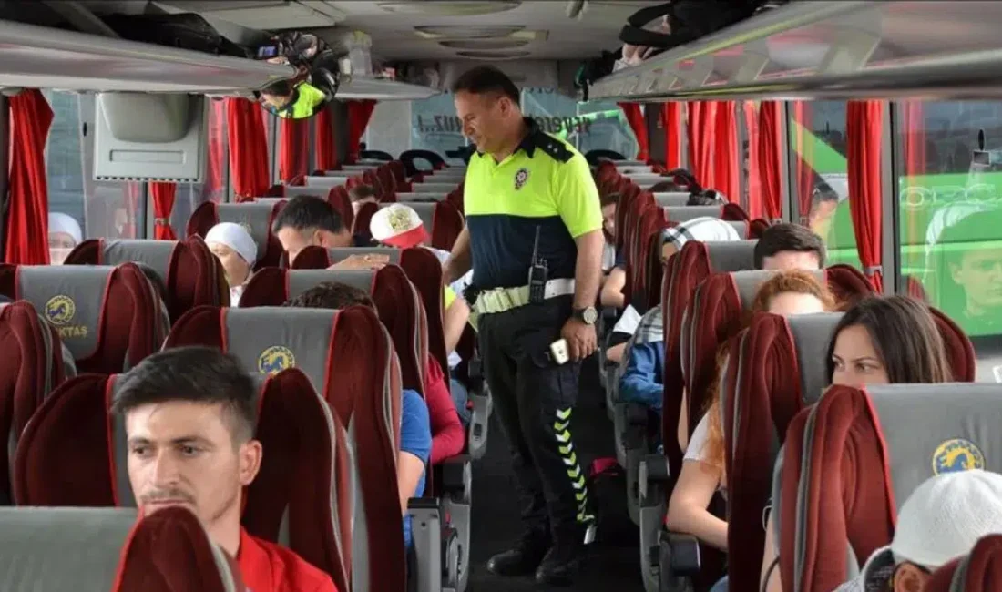 Elazığ’ın Karakoçan ilçesinde emniyet güçlerinin bir yolcu otobüsüne yönelik gerçekleştirdiği