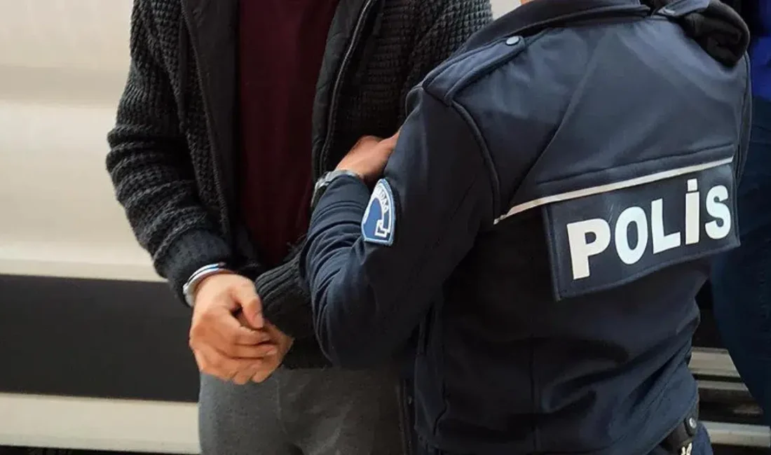 Aydın’ın Kuşadası ilçesinde bir araya gelen iki arkadaş arasındaki gerginlik