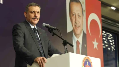 Denizli merkezli yaşanan 5,1 büyüklüğündeki sarsıntı bölge genelinde büyük endişe