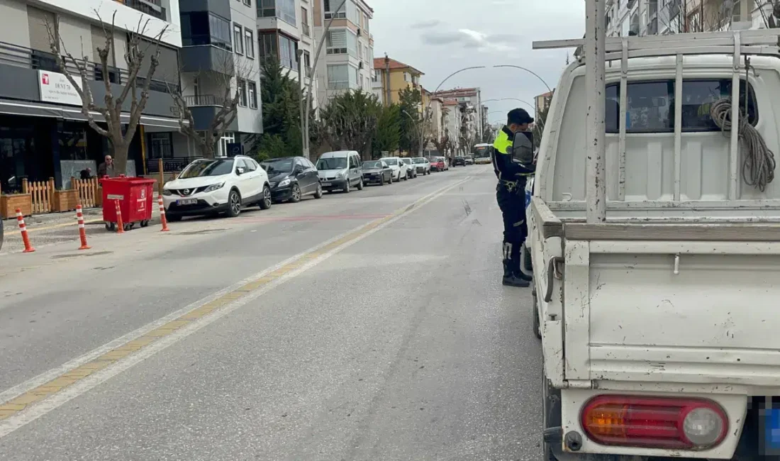 Karaman’da yolun karşısına geçmek için adımını atan 11 yaşındaki çocuk