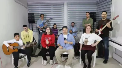 İzmir’de farklı tanılara sahip özel çocukların bir araya gelerek kurduğu