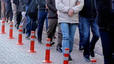 Aksaray İl Emniyet Müdürlüğü ekiplerinin uyuşturucu tacirlerine yönelik gerçekleştirdiği kapsamlı