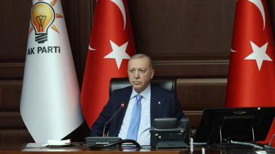 Cumhurbaşkanı Recep Tayyip Erdoğan, devam eden bölgesel gerilimlerin Türkiye ekonomisine