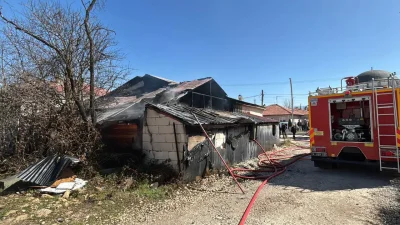 Bolu’da eski bir mobilya atölyesinde başlayan ve kısa sürede yanındaki