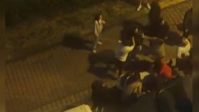 Avcılar’da iki aile arasında başlayan alacak verecek tartışması kısa sürede