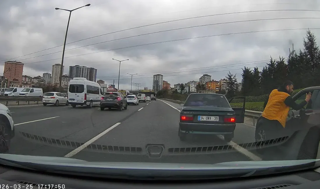 İstanbul Ümraniye’de D-100 Karayolu üzerinde makas atarak trafiği tehlikeye düşüren
