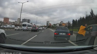 İstanbul Ümraniye’de D-100 Karayolu üzerinde makas atarak trafiği tehlikeye düşüren