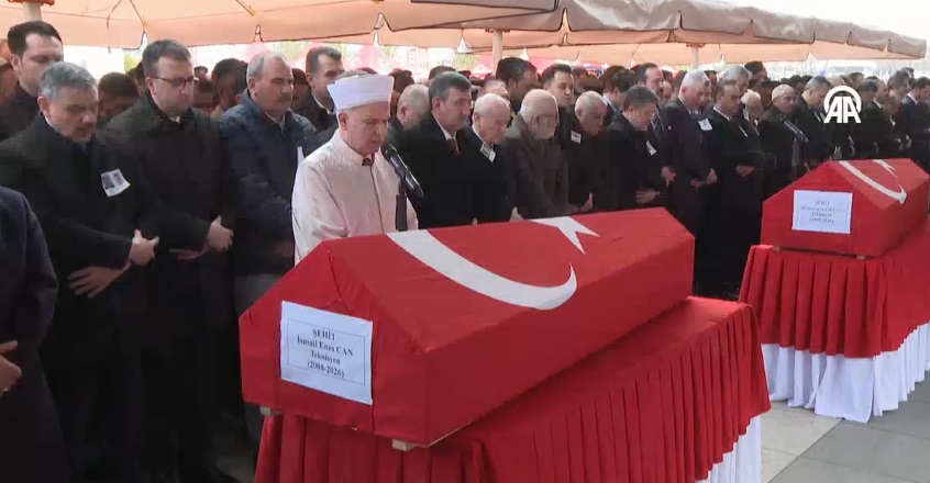 Katar’da askeri helikopterin denize düşmesi sonucu şehit olan ASELSAN teknisyenleri