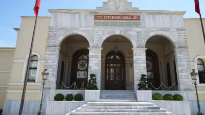 İstanbul Valiliği, Fatih ilçesinde meydana gelen bina çökmesine ilişkin kamuoyunu