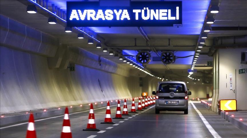 Resmi Gazete’de yayımlanan karar sonrası birçok otoyol ve köprünün bayram