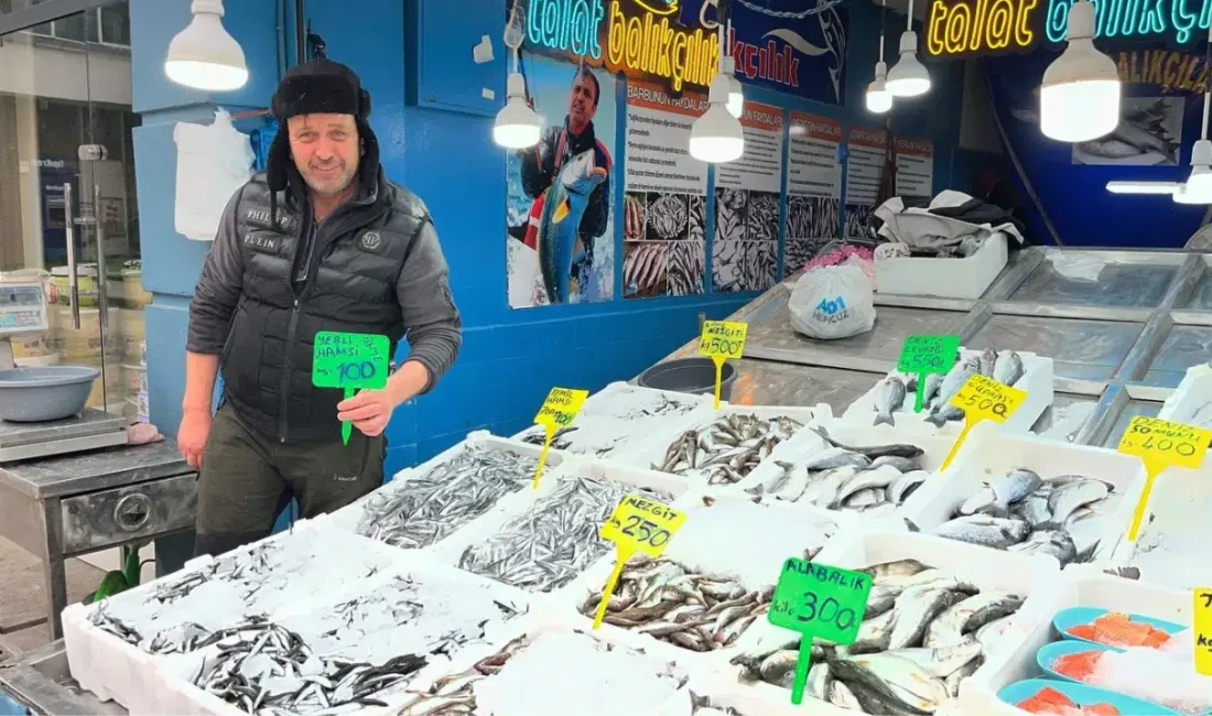 Ramazan ayının gelişiyle birlikte Ordu’nun Fatsa ilçesindeki balık tezgahlarında beklenen