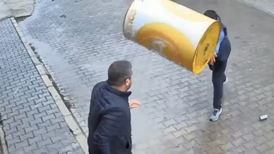 Afyonkarahisar’da bir tekel bayisinde meydana gelen ve güvenlik kameralarına saniye