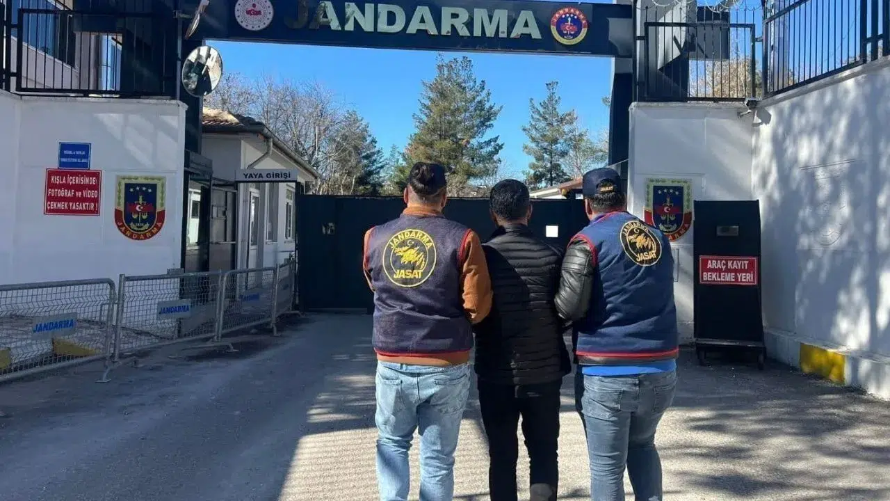 Diyarbakır İl Jandarma Komutanlığı tarafından titizlikle yürütülen geniş kapsamlı operasyon