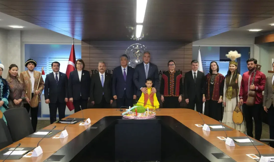 Kültür ve Turizm Bakanı Mehmet Nuri Ersoy, baharın müjdeleyicisi Nevruz