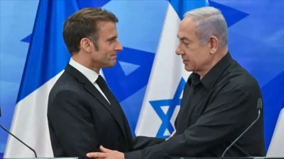 Fransa Cumhurbaşkanı Emmanuel Macron, İsrail Başbakanı Binyamin Netanyahu ile gerçekleştirdiği