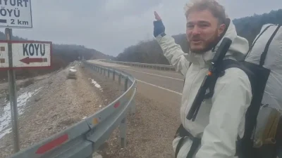 Almanya’dan Japonya’ya uzanan binlerce kilometrelik yolu yürüyerek geçmeye karar veren