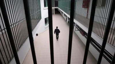 Kars Emniyet Müdürlüğü ekiplerinin titizlikle yürüttüğü eş zamanlı operasyonlarda, haklarında