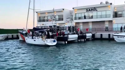 İçişleri Bakanlığı koordinesinde Balıkesir Ayvalık açıklarında gerçekleştirilen dev operasyonda, deniz