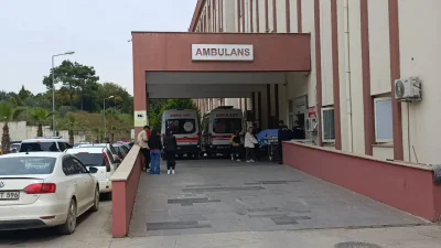 Antalya’nın Manavgat ilçesinde hazine arazilerinin tespiti için görevli ekiplerin gelmesini