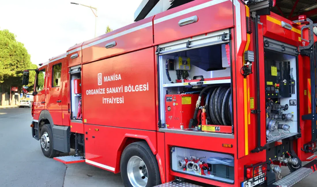 Manisa’nın Şehzadeler ilçesinde bir apartman dairesinde yükselen alevler bölgede büyük