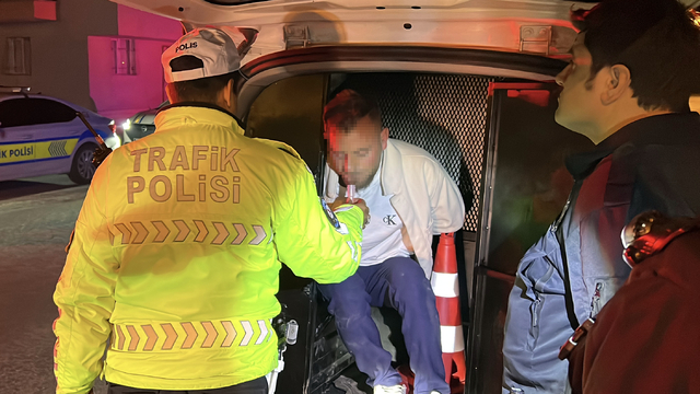 Kayseri’de polisin “dur” ihtarına uymayarak kaçmaya çalışan ve uzun süren