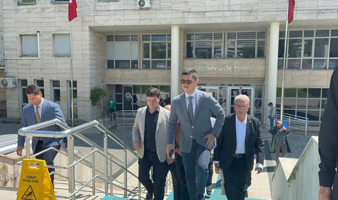 Muğla’da düzenlenen bir protesto yürüyüşü nedeniyle yargılanan Marmaris Belediye Başkanı