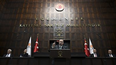 AK Parti’nin bugün gerçekleştirilecek grup toplantısında siyaset kazanını kaynatacak büyük