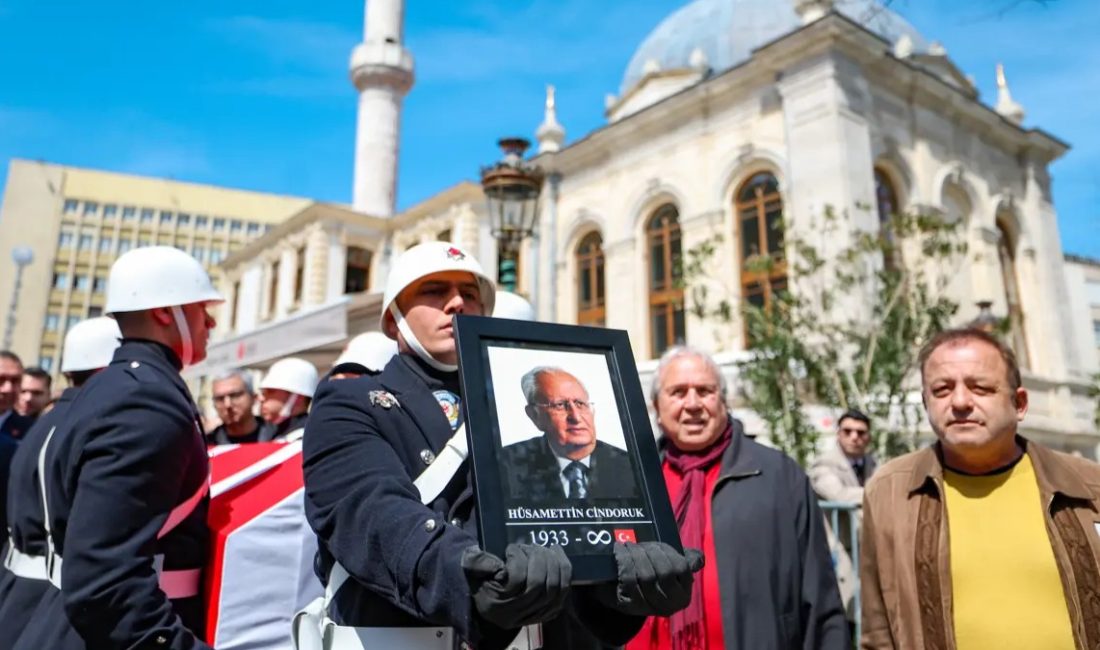 Türk siyasetinin 70 yılına tanıklık eden, eski TBMM Başkanı Hüsamettin
