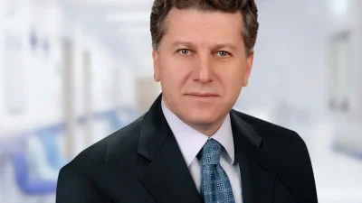 Beyin ve sinir cerrahisi alanında dünya çapında bir otorite olarak