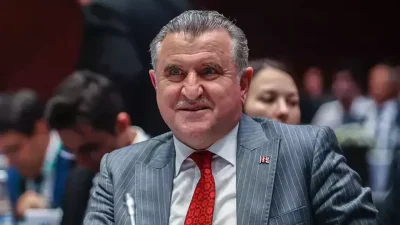 Gençlik ve Spor Bakanı Dr. Osman Aşkın Bak, A Milli